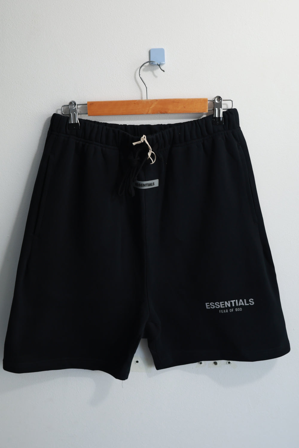 ESSENTIALS shorts