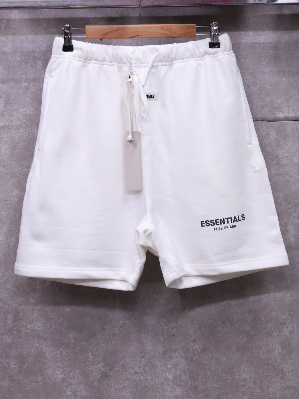 ESSENTIALS shorts