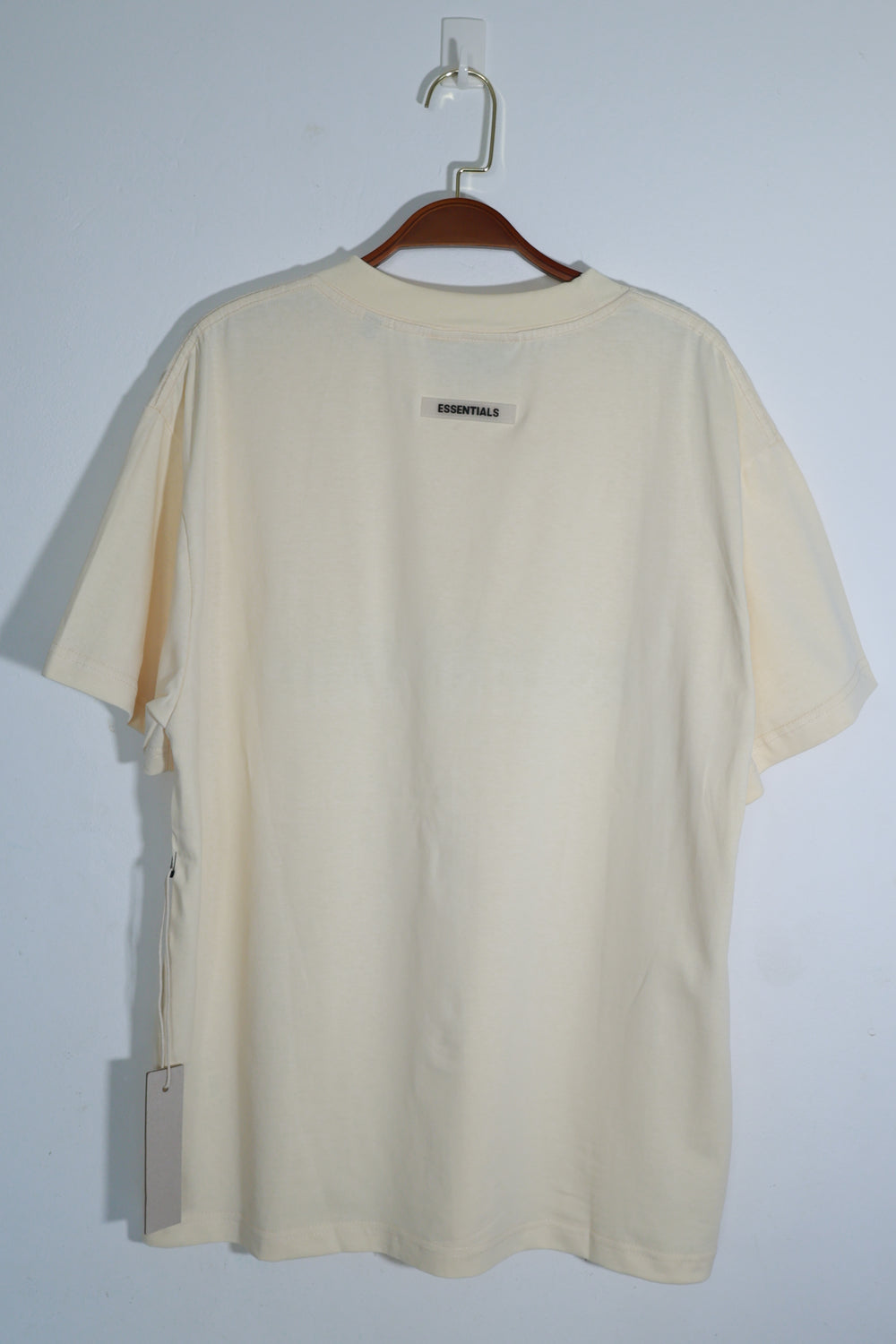 ESSENTIALS Short