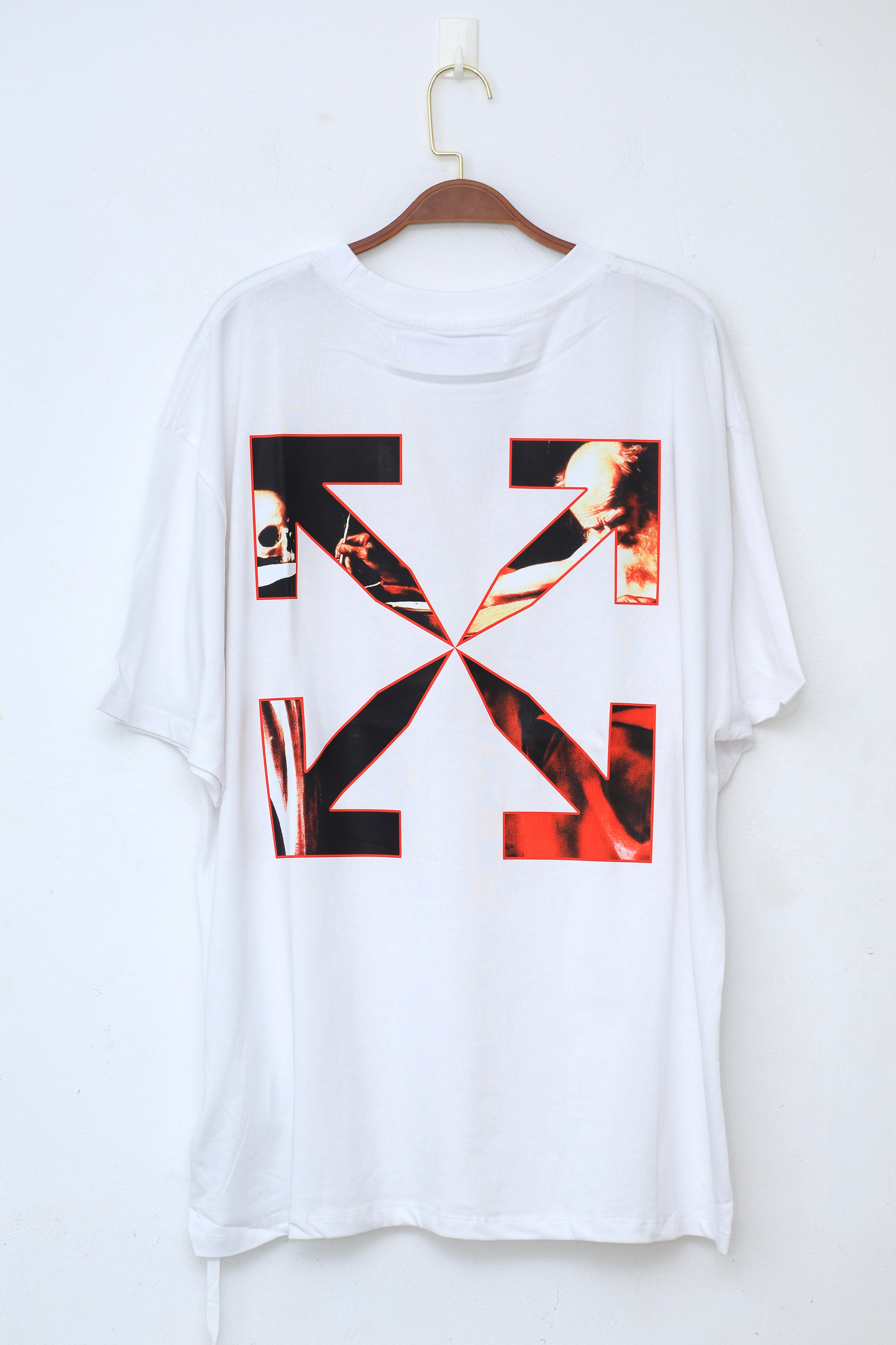 OFF WHITE