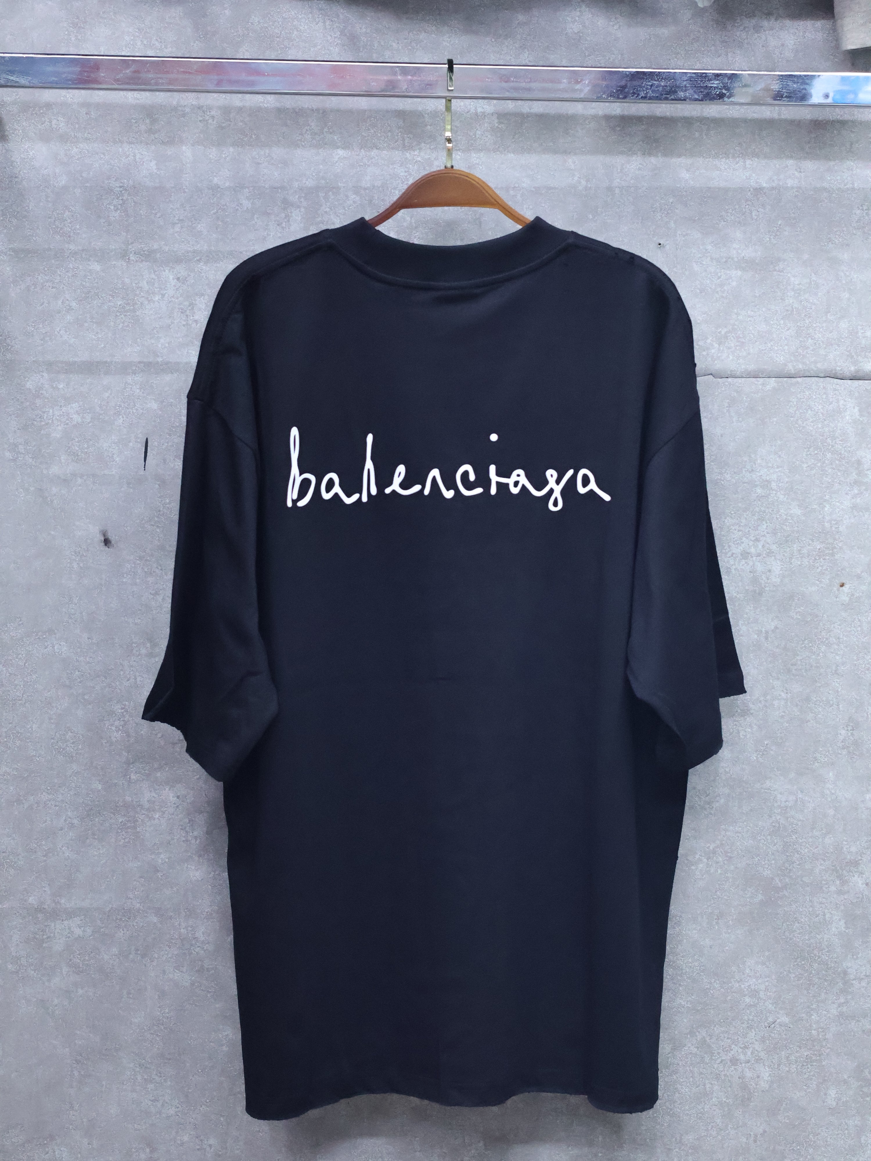 BALENCIAGA