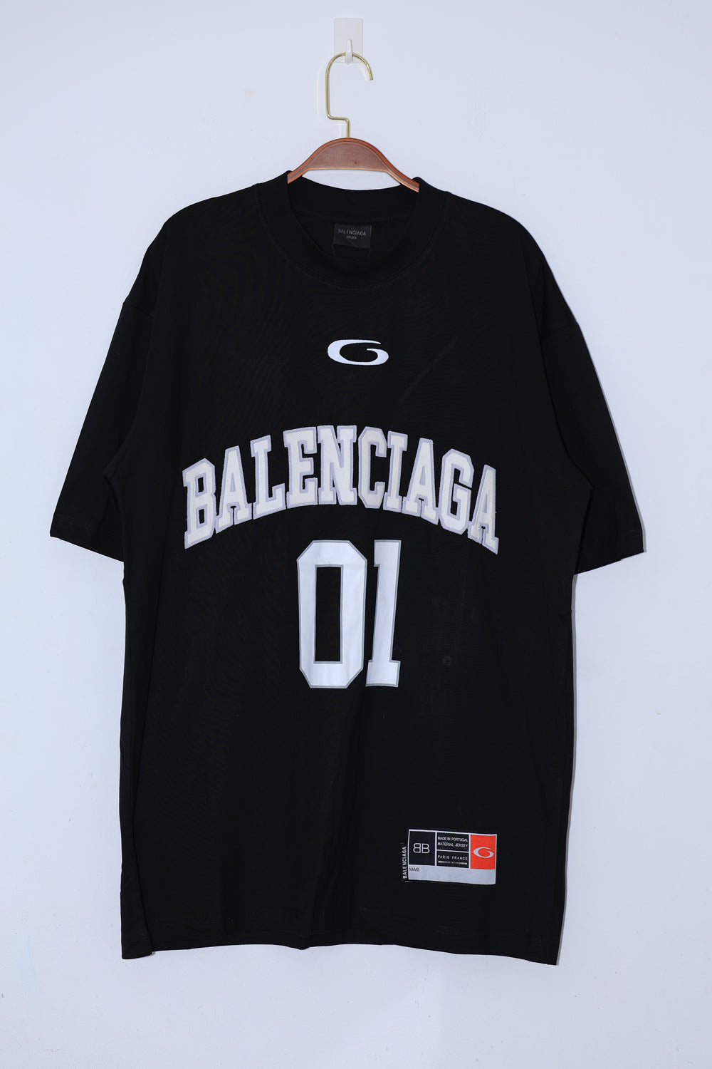 BALENCIAGA